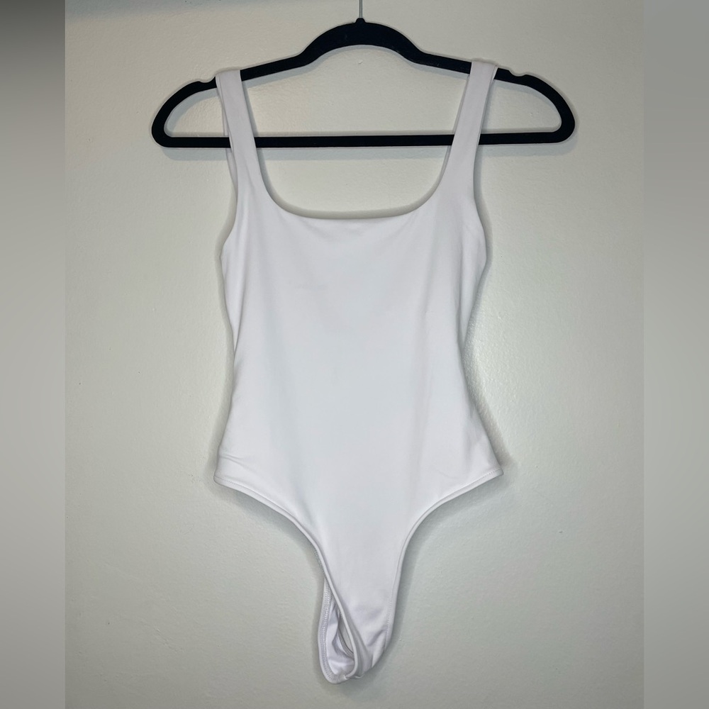 Zara white knit sleeveless scoop neck body suit size S NWT